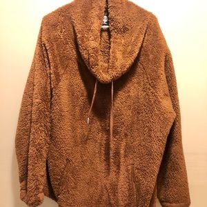 Cozy cognac brown sweatshirt
